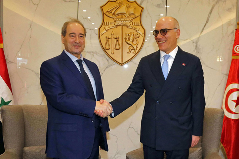 نبيل عمّار يتحادث مع نظيره السوري حول سبل دعم الشعب الفلسطيني