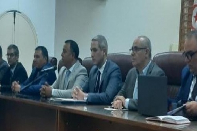 تطاوين : البحث عن ارساء خطة وطنية للنهوض بالسياحة الصحراوية والواحية