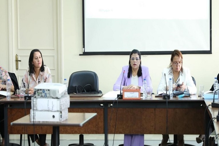 لجنة المالية والميزانية بالبرلمان تصادق على مشروع قانون المالية التعديلي لسنة 2023 معدّلا