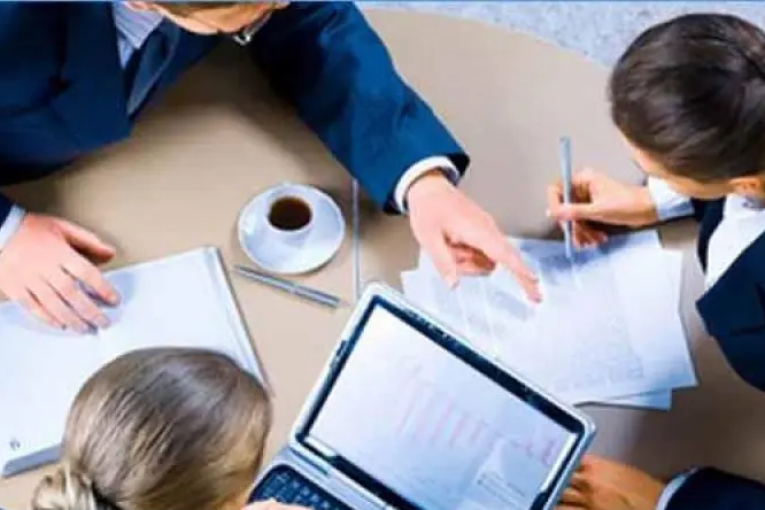 قرار حكومي يضبط تعريفة الدروس الخصوصية بالمؤسسات التربوية العمومية