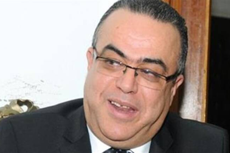 حاتم العشي: 7سيارات فاخرة لبن علي اشتراها رئيس حزب بـ135 ألف دينار