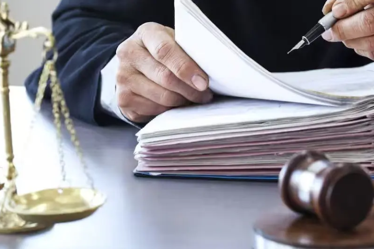 فرار الإرهابيين: إيداع 11 عونا وإطارا بالسجون والإصلاح السجن