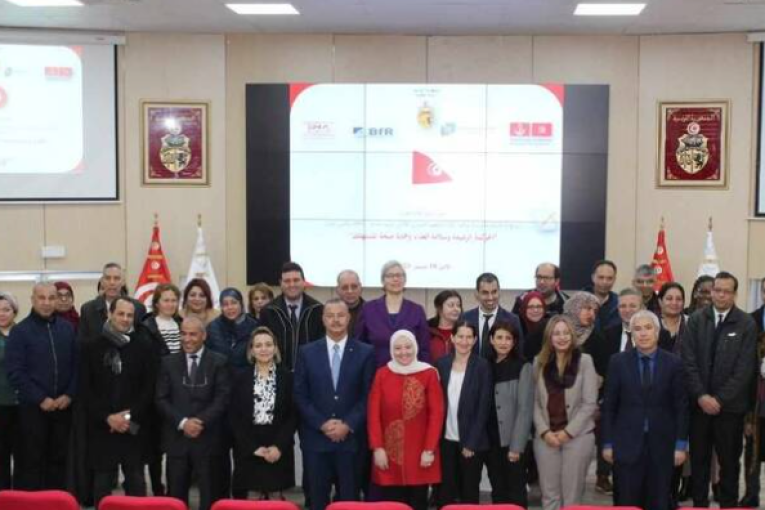 توقيع اتفاقية شراكة في مجال الحوكمة بين وزارة الصحة والمدرسة الوطنية للإدارة والمعهد الفيدرالي الألماني لتقييم المخاطر.