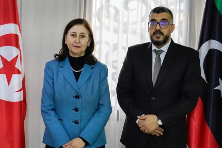 تونس وليبيا تبحثان آفاق تعزيز التعاون في مجال البنية التحتية