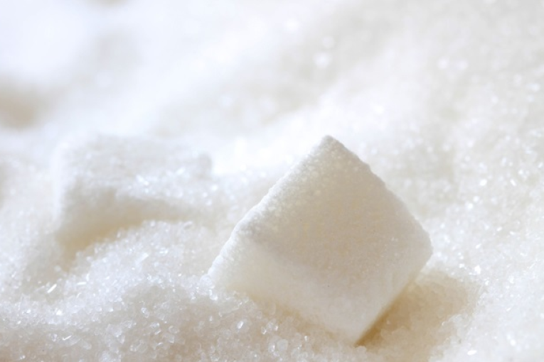 وزيرة التجارة: أزمة الحليب ستُفرج خلال أسبوعين والسكر متوفّر ولكن…