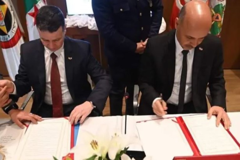 جندوبة: اتفاقية لتدعيم التعاون بين الحماية المدنية التونسية والجزائرية