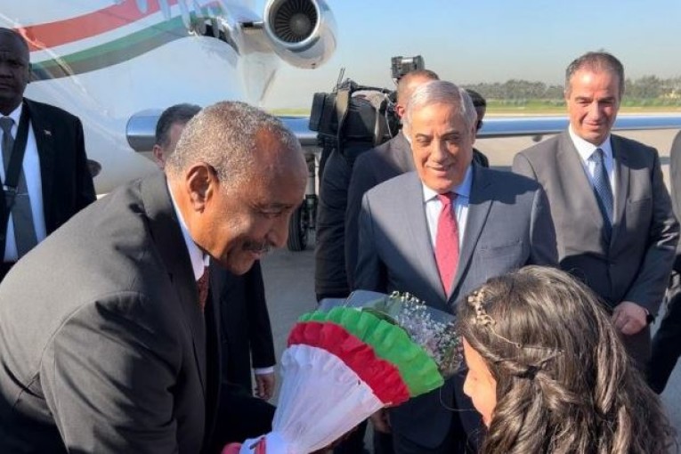 رئيس مجلس السيادة السوداني في زيارة رسمية إلى الجزائر
