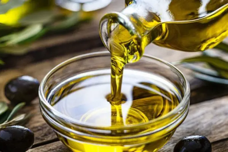 2023.. زيت الزيتون التونسي البكر الممتاز الأفضل عالميا بـ211 ميدالية