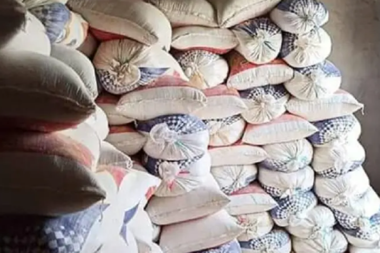 سوسة: حجز أطنان من السميد المُدعّم داخل مستودع