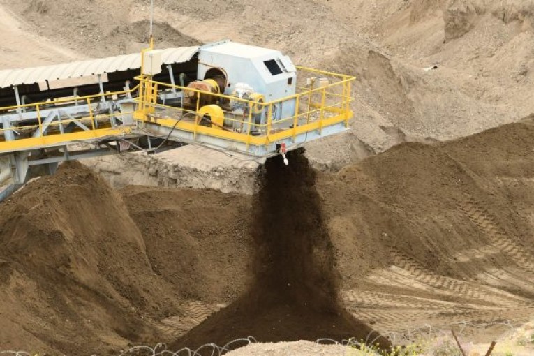 محطة تعبئة الفسفاط بالمتلوي تستأنف نشاطها بعد انقطاع دام لسنوات