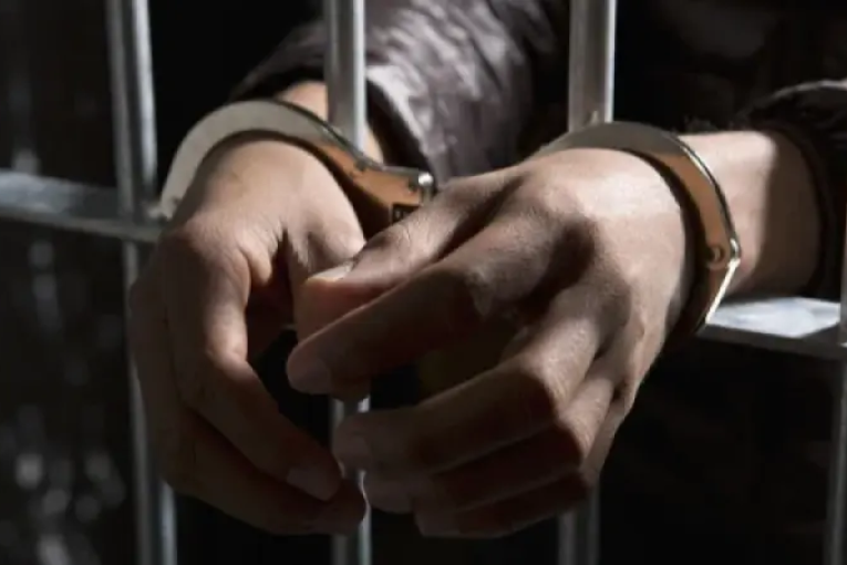 بطاقة إيداع بالسجن في حق أحد أخطر مروّجي المخدرات في تونس