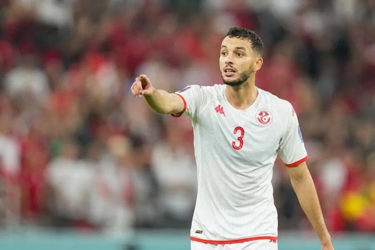 منتصر الطالبي يغيب عن الملاعب لمدة شهرين بسبب الإصابة