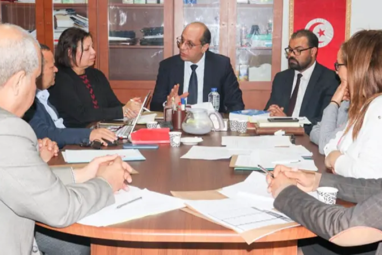 عملة المناولة.. الصيغة النهائية لتنقيح الفصول القانونية قيد الدرس