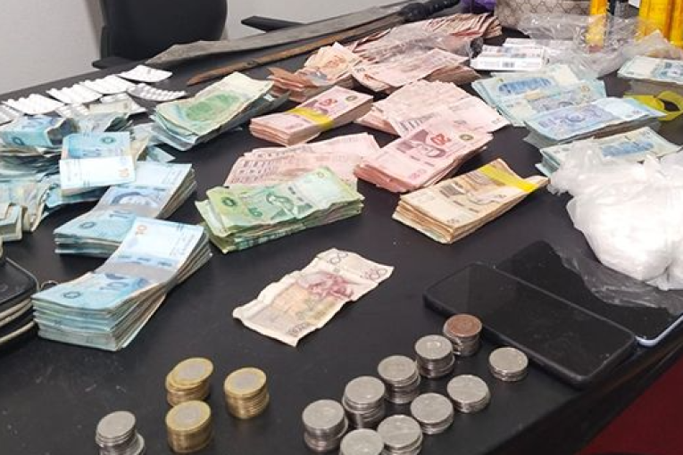 حجز كمية هامة من ‘الكوكايين’ والإحتفاظ بـ5 أشخاص