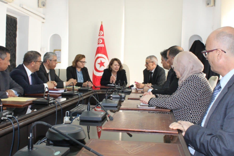 وزيرة الصناعة والمناجم: يجب تجسيم خطة العمل الحكومية في مجال الفسفاط