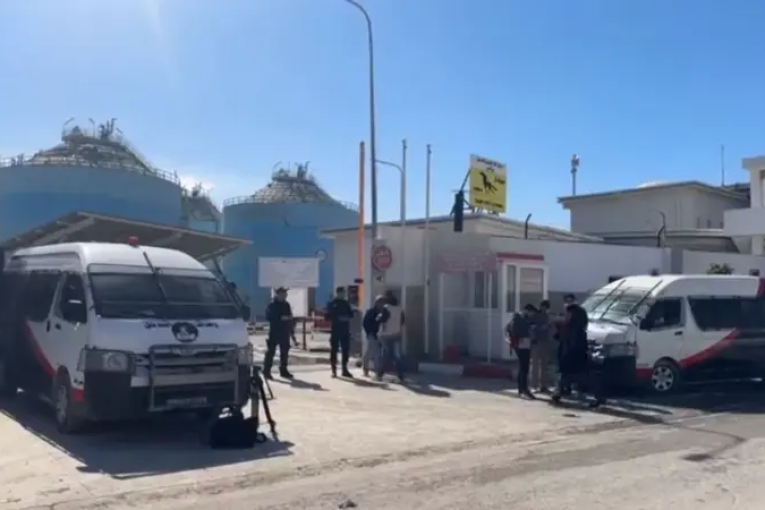 انفجار في المنطقة البترولية برادس.. وزير الداخلية يتحول على عين المكان