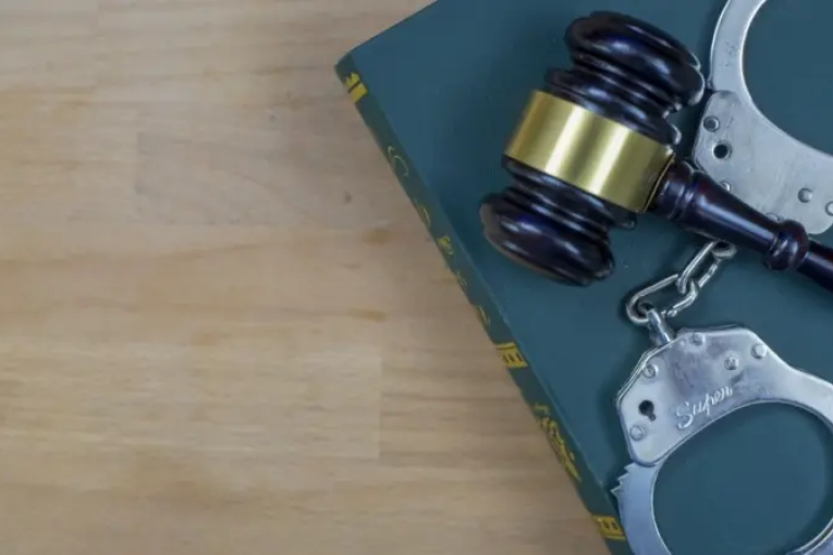 السجن مدى الحياة لقاتل صديقه