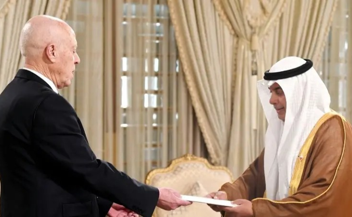 رئيس الدولة يتسلّم أوراق اعتماد سفير مملكة البحرين بتونس