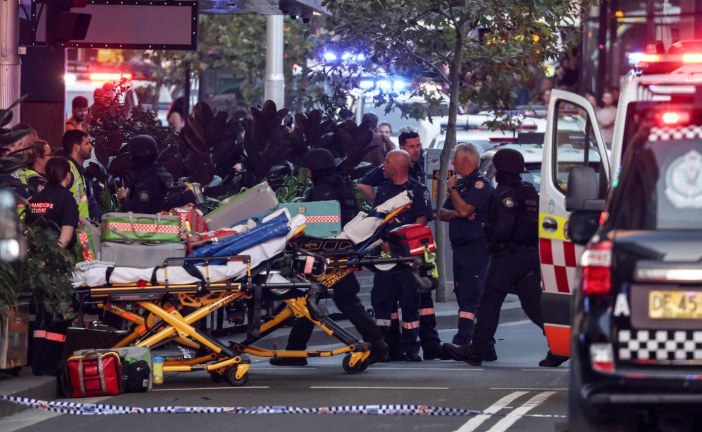 هجوم سيدني: خمسة قتلى والشرطة لا تستبعد فرضية الإرهاب