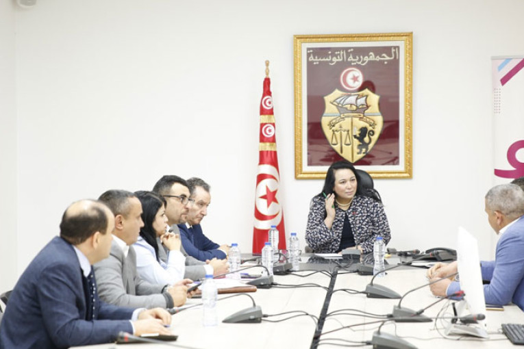 شبهة استدراج أطفال عبر الأنترنات.. وزارة الطفولة على الخط!!!