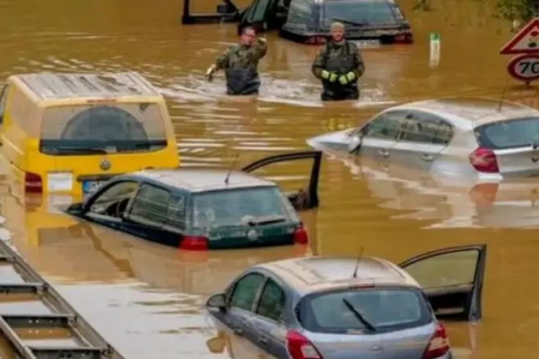 فيضانات تُغرق غرب ألمانيا.. وإجلاء المئات