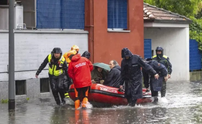 فيضانات تغرق مناطق في إيطاليا