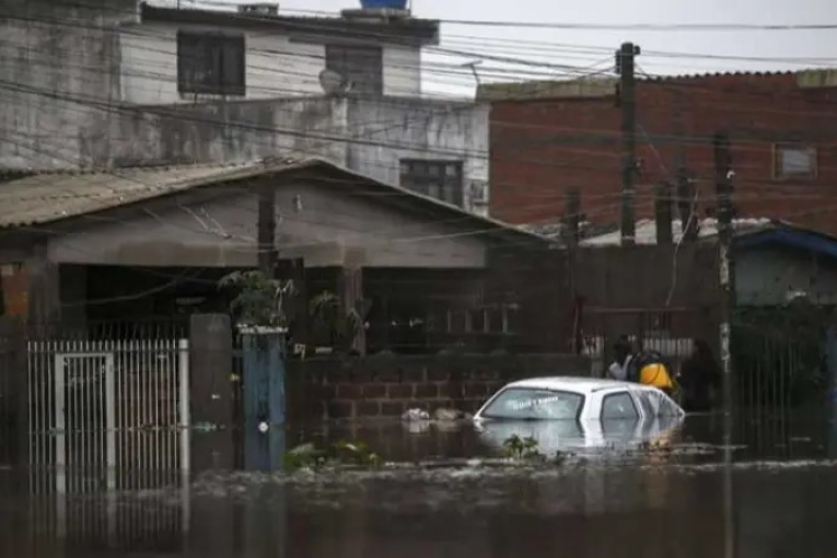 39 قتيلا وعشرات المفقودين جراء أمطار غزيرة في البرازيل