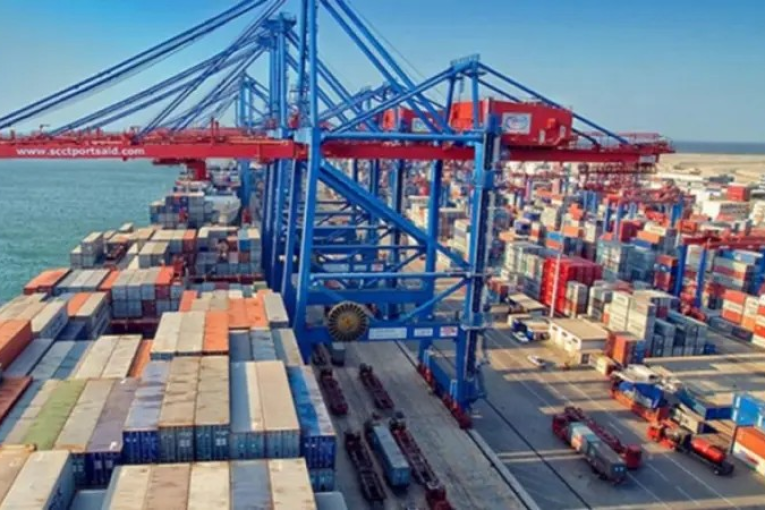 تقلص العجز التجاري وارتفاع الصادرات التونسية