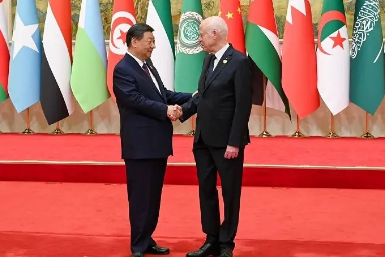 في لقاء سعيّد بالرئيس الصيني.. تونس وبيكين تقيمان شراكة استراتيجية