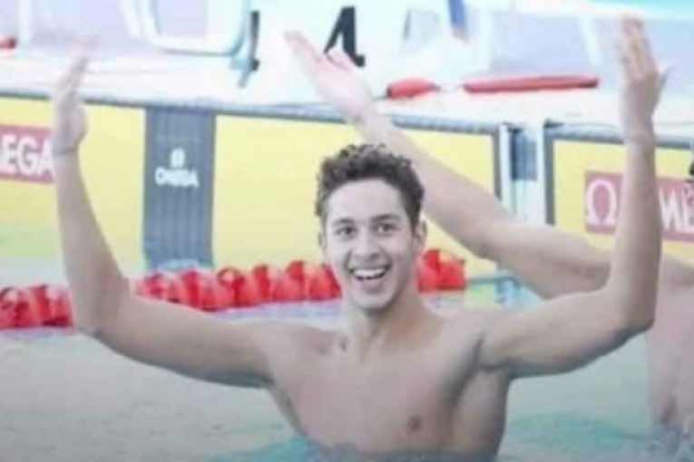 أحمد الجوّادي يُتوّج بذهبية سباق 400 متر في بطولة فرنسا للسباحة 2024