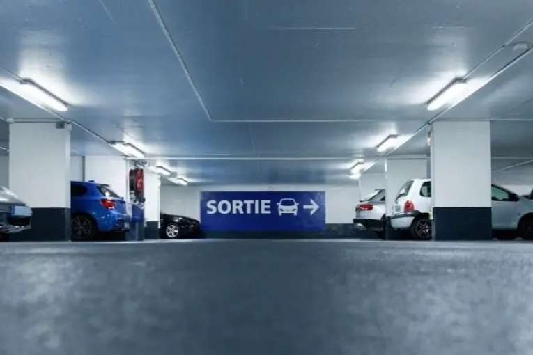 ممثل بلدية تونس: قريبا 5 مآوي جديدة للسيارات بالعاصمة