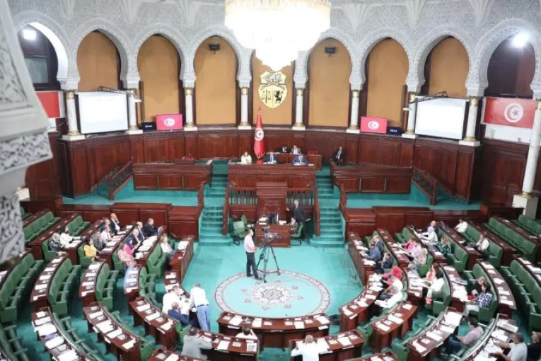 انطلاق جلسة تنقيح قانون “الشيك دون رصيد”