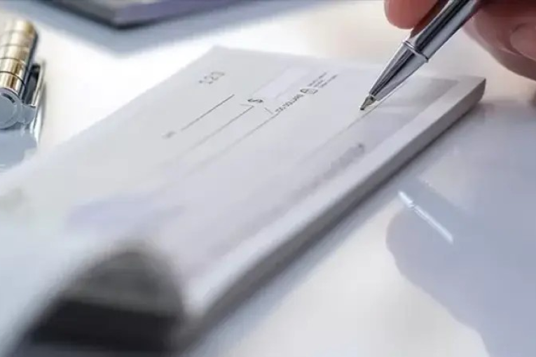 جرائم الشيك دون رصيد: أكثر من 114 ألف ملف و36620 قضية في 2022/2023