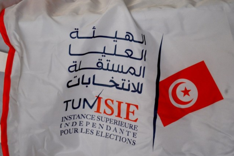 هيئة الانتخابات تضع رقم نداء للتبليغ عن محاولات شراء التزكيات