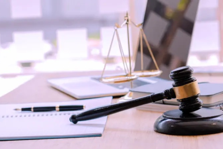 صفاقس: فتح محضر ضد مهاجر غير نظامي متحصن بالفرار من أجل محاولة السرقة