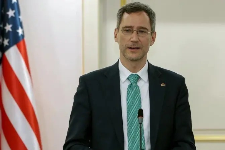 سفير أمريكا: دعمنا تونس في المجال الأمني بمليار دولار