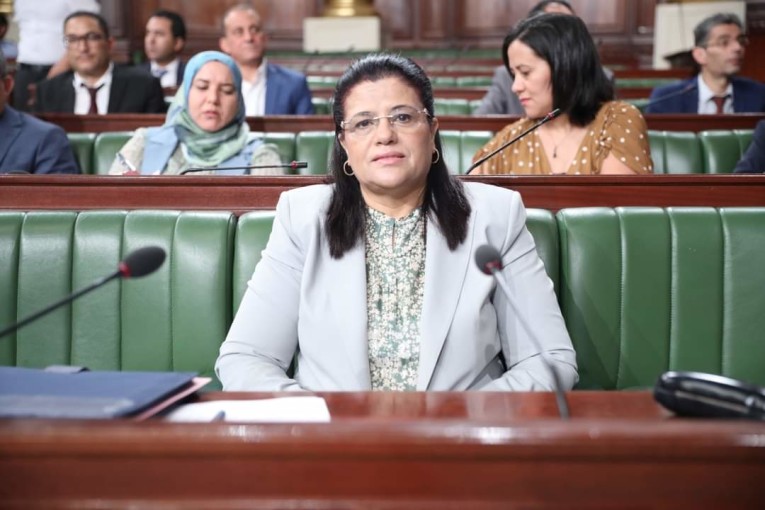وزيرة المالية: عديد الامتيازات والتحفيزات على ذمة التونسيين بالخارج