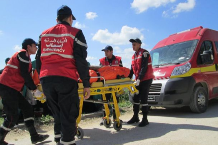 سيدي بوزيد: إصابة 17 شخصا في حادث اصطدام شاحنتين