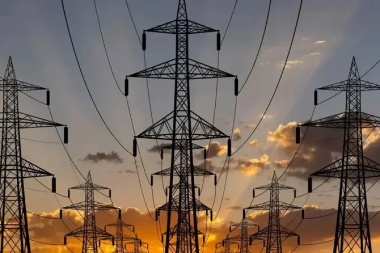 تونس تغطّي 14% من حاجياتها من الكهرباء عبر التوريد من الجزائر وليبيا