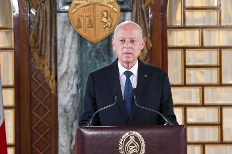 خدمة المواطنين والحياد والتحفّظ…توصيات سعيّد للولاة الجدد