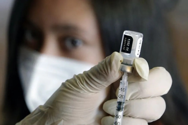 استطلاع: نسبة كبيرة من الأميركيين سيتفادون لقاح كوفيد الجديد