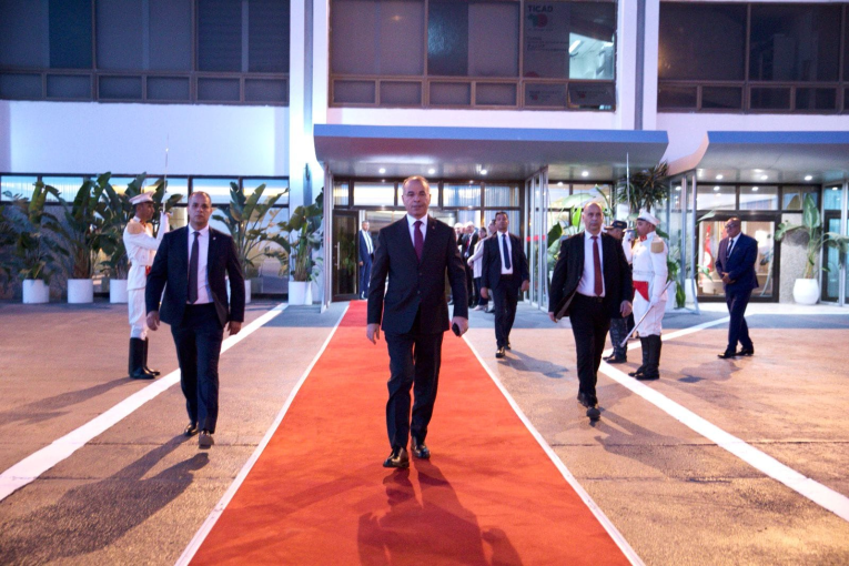 رئيس الحكومة يشارك في قمة الفرنكوفونية في باريس