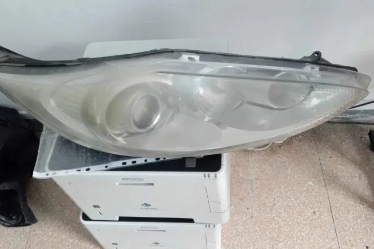 باب سعدون: سارق ”أضواء السيارات” في قبضة الأمن