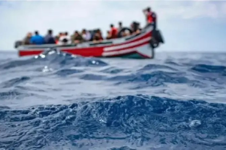 فاجعة جربة: عائلة تتسلّم طفلا ناجيا.. وتدفن والديه وشقيقه