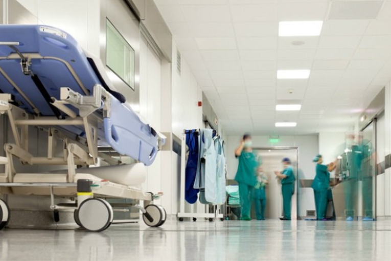 هيئة الرقابة الإدارية: إخلالات في المصحات ومراكز تصفية الدم الخاصة