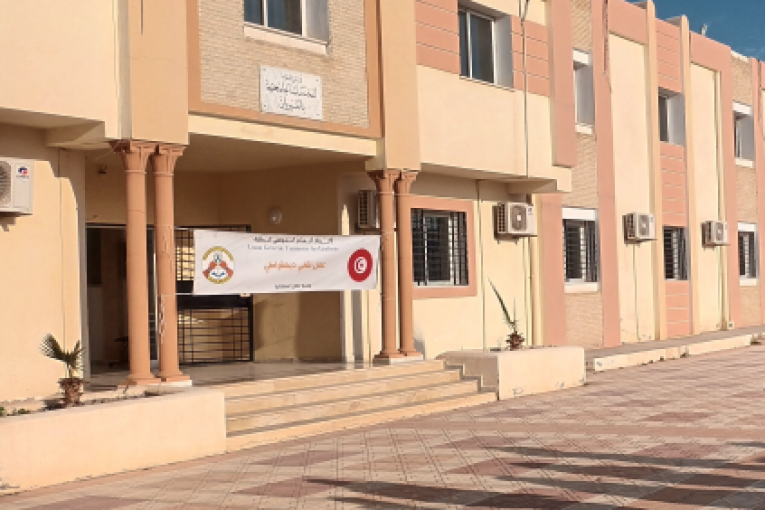 المدير الجهوي للصحة: الطالب توفي ببكتيريا مُعدية ولهذا وزّعنا الدواء..