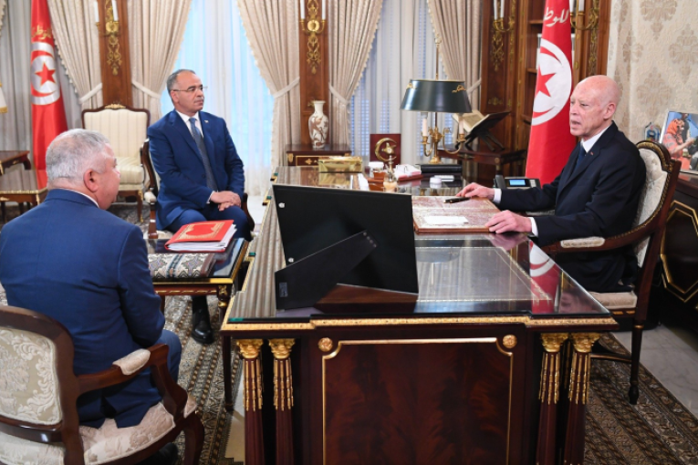 رئيس الجمهورية يدعو إلى العودة لاعتماد البحيرات الجبلية وصيانة السدود