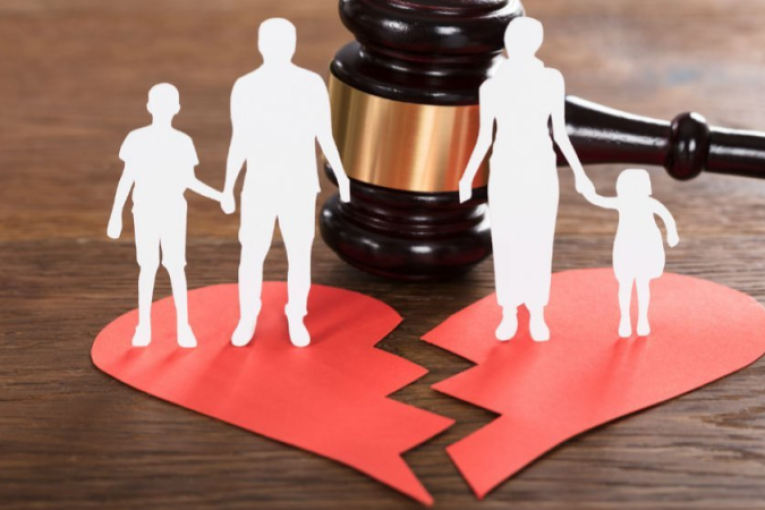 مشروع قانون يتعلق بعفو عام عن المطالبين بديون النفقة والطلاق