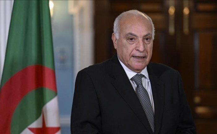 وزير الخارجية الجزائري في زيارة عمل إلى تونس