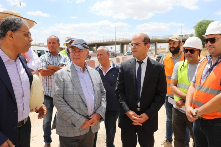 وزير التجهيز والإسكان يتفقد تقدم أشغال مشروع المدخل الجنوبي للعاصمة